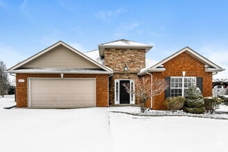 Building Photo - 4862 Beryl Dr