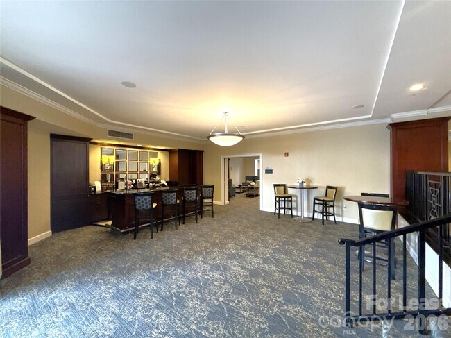 Building Photo - 300 W 5th St