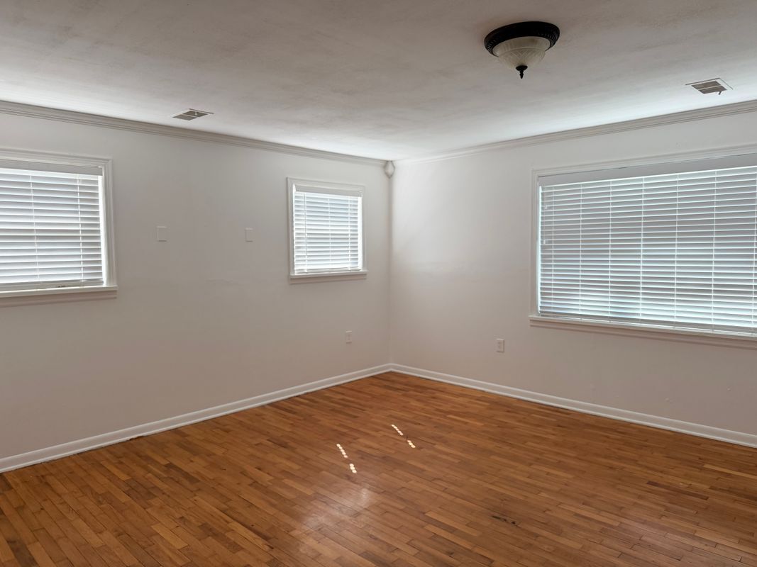 Building Photo - 8416 Leatrice Dr