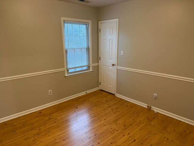 Building Photo - Spacious Four Bedroom Home Near Quail Hollow Neighborhoods!