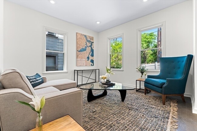 Building Photo - 31 Cunningham St