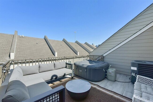 Building Photo - 2020 McGowen St