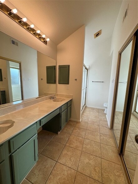 Building Photo - 503 Rose Dr