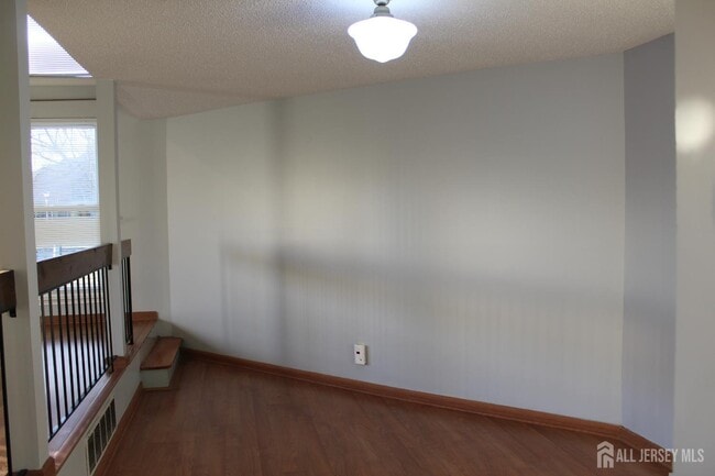 Building Photo - 224 Westgate Dr