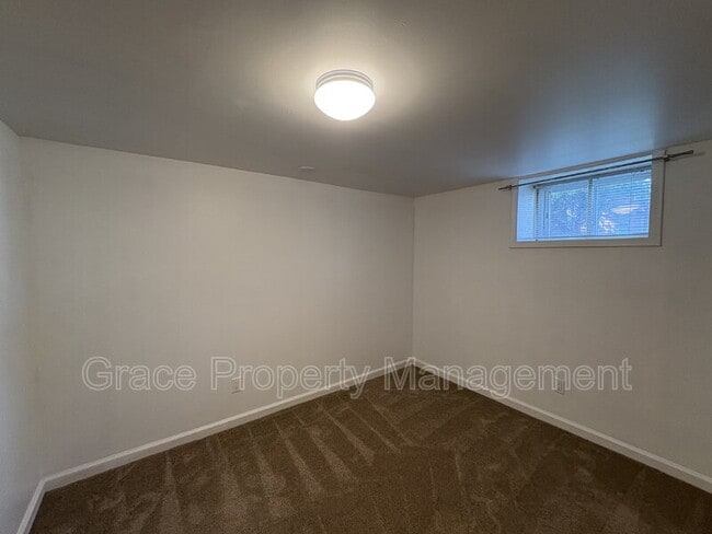 Building Photo - 351 S Franklin St