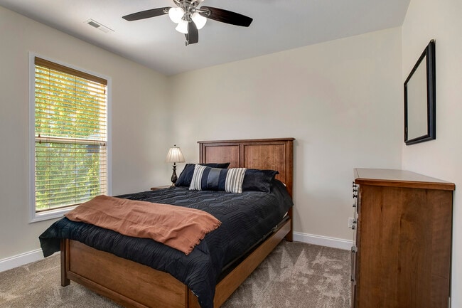 Building Photo - 134 Daleyuhski Way