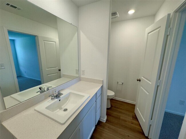 Building Photo - 2221 Cumulus Ct