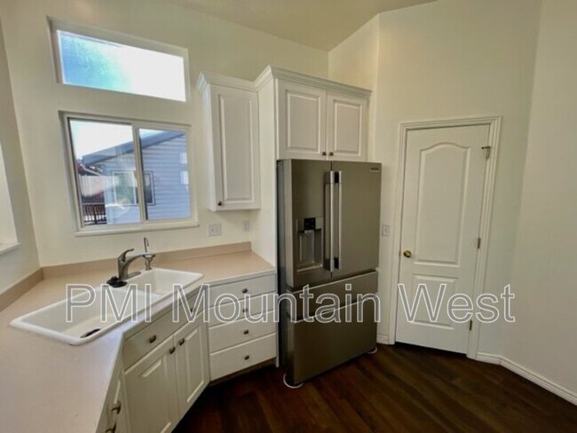 Building Photo - 2815 W 1375 N