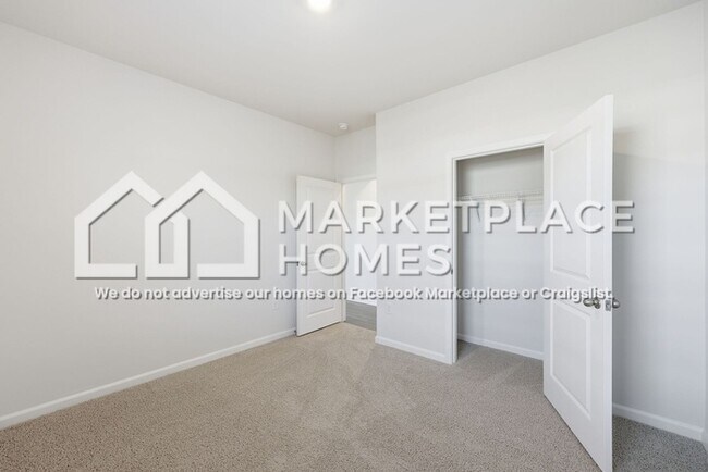 Building Photo - 1200 Pavo Path