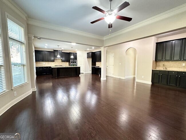 Building Photo - 5605 Upper Creek Ct