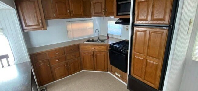 Building Photo - 5251 NW 170th Terrace