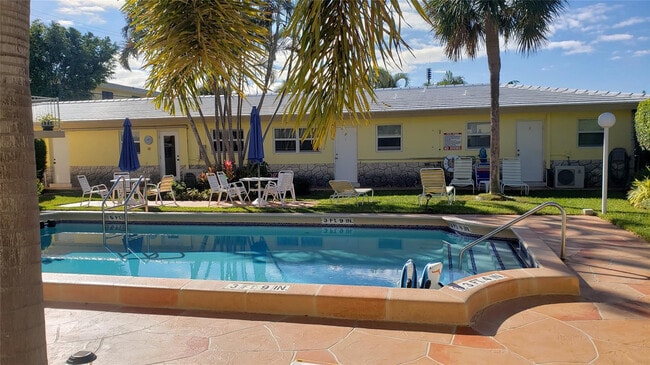 Building Photo - 4532 Bougainvilla Dr