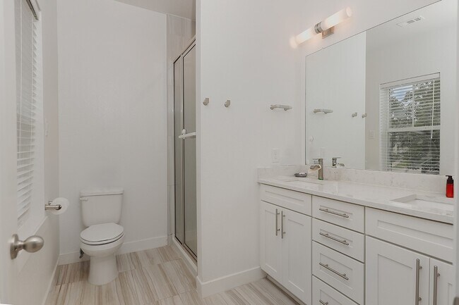 Building Photo - 154 Kendrick Pines Blvd