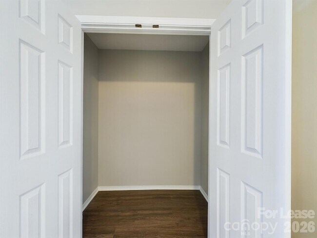 Building Photo - 12621 Dervish Ln
