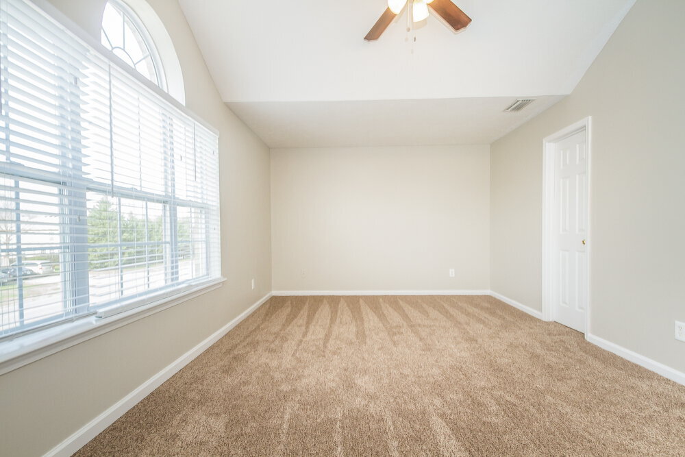 Building Photo - 878 Lavergne Ln