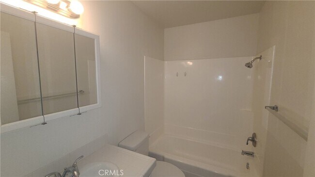 Building Photo - 34042 Alcazar Dr