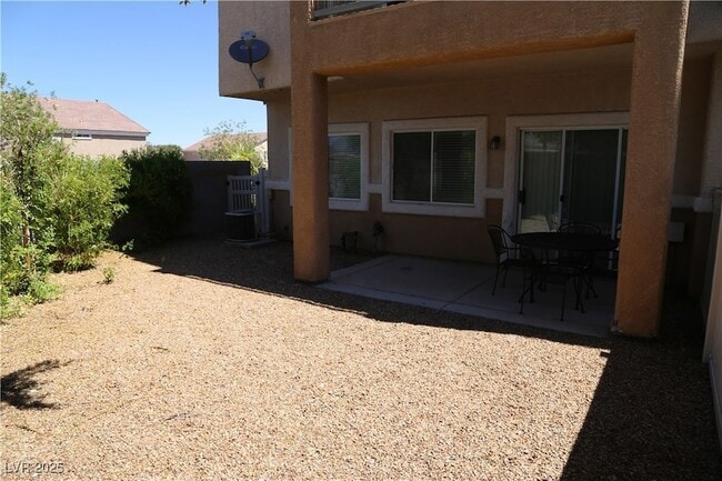 Building Photo - 2505 April Breeze Ln