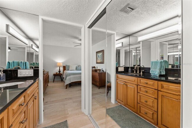 Building Photo - 2413 Bayshore Blvd