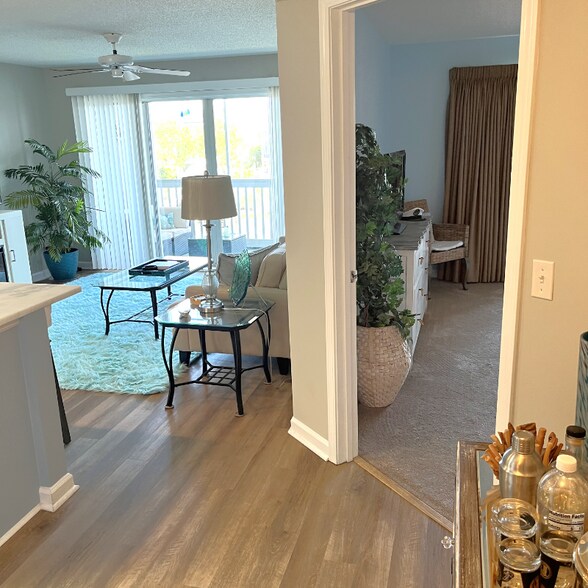 Building Photo - 4530 N Plantation Harbour Dr