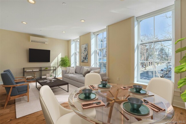 Building Photo - 19 Main St