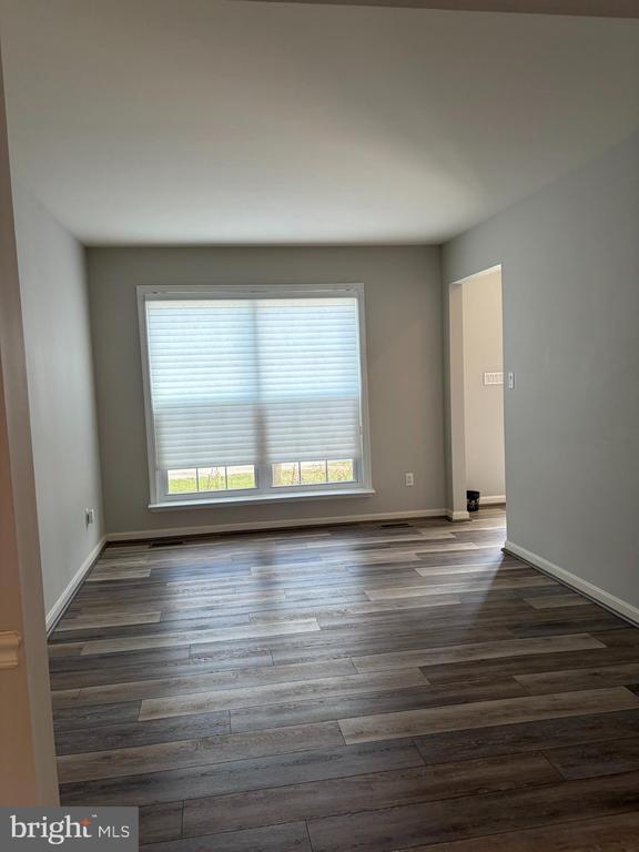 Building Photo - 506 Summervale Ct