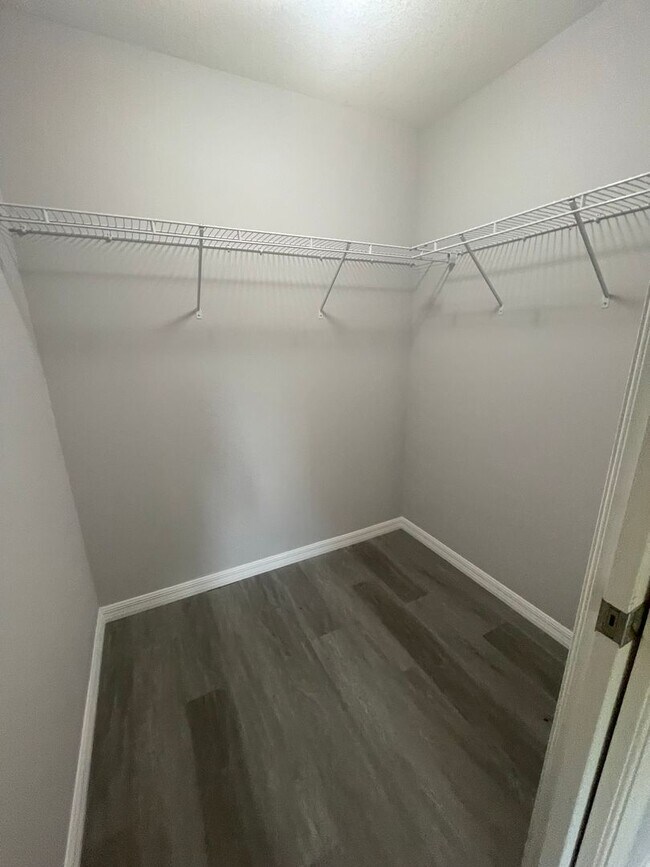 Building Photo - Brand-New 3BR/2BA Home in Ocala – Modern L...