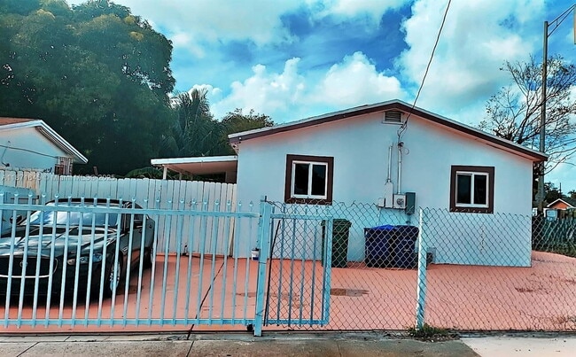 Building Photo - 2310 NW 103rd St