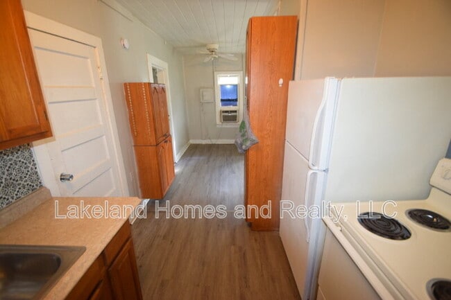 Building Photo - 4056 Orange Ave SE