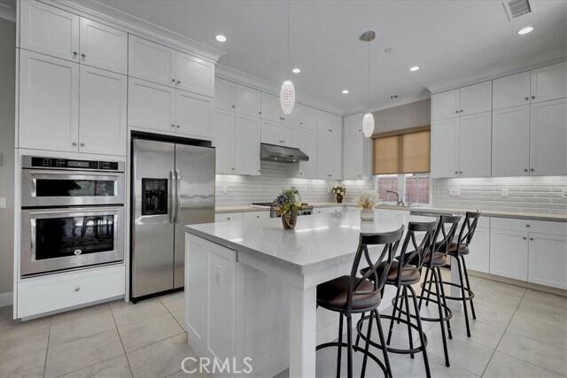 Building Photo - 54 Stetson