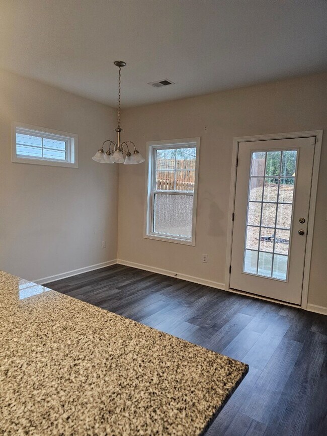 Building Photo - 125 Highland Park Ct
