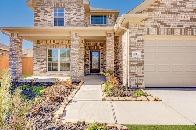 Building Photo - 10902 Granite Chief Dr