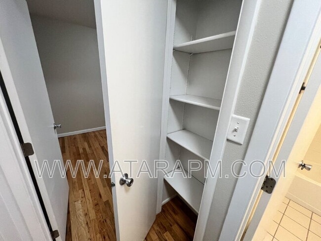Building Photo - 650 N 300 W