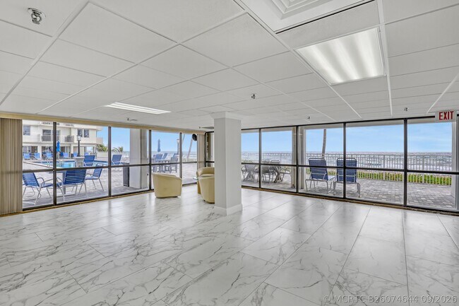Building Photo - 3301 S Ocean Blvd