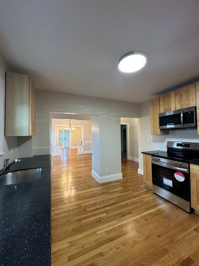 Building Photo - 58 Boston Ave