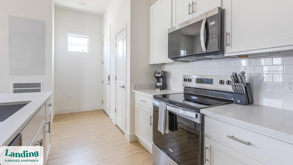 Building Photo - 5750 N La Cholla Blvd