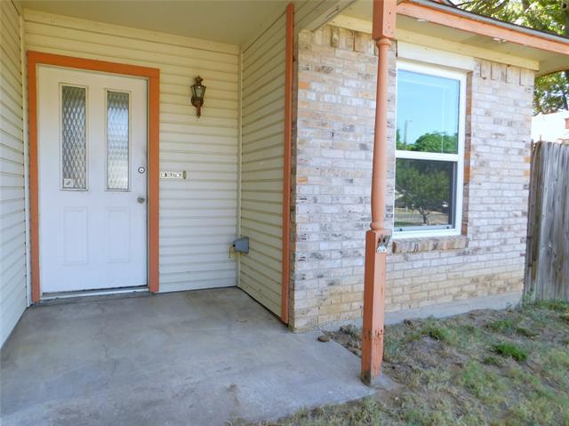 Building Photo - 404 Pace Dr