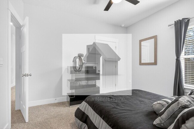 Building Photo - 6076 Rutherford Loop
