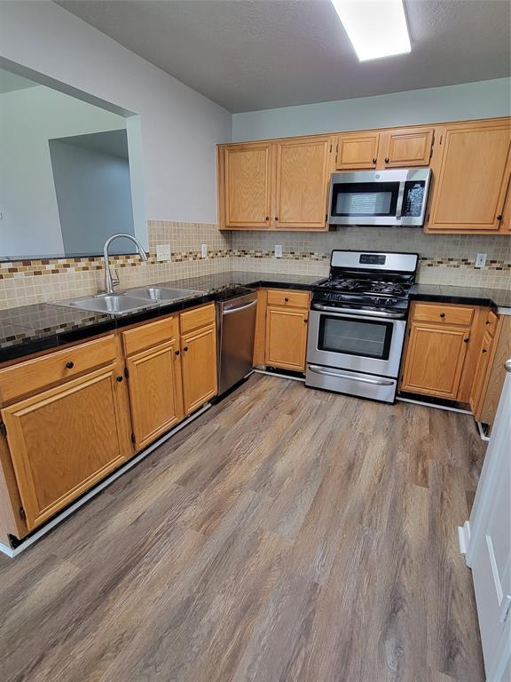 Building Photo - 1372 Havelock Dr