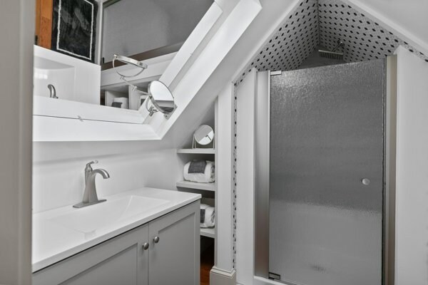 Building Photo - 358 Broadway