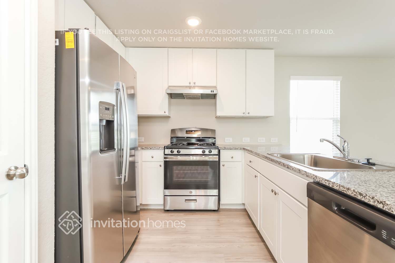 Building Photo - 14642 Source Cir