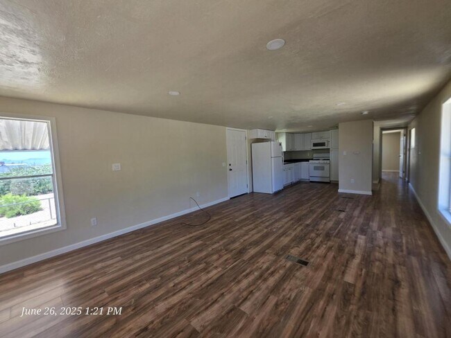 Building Photo - 3635 Bowie Rd