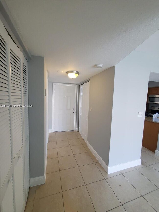 Building Photo - 7737 SW 88th St