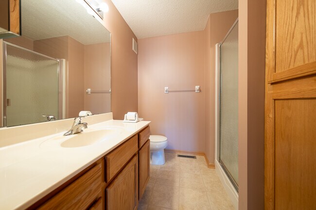 Building Photo - 6642 Pine Crest Trail S