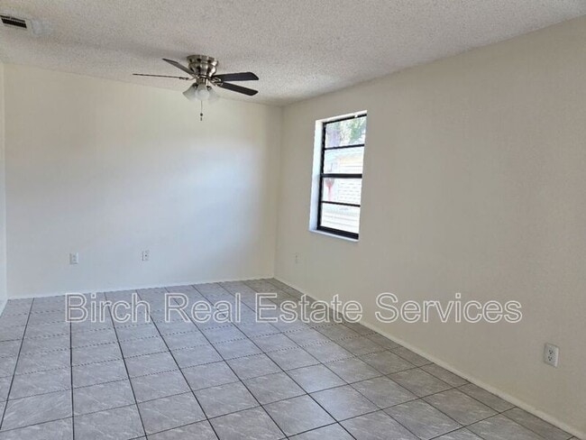Building Photo - 133 Sabal Ct