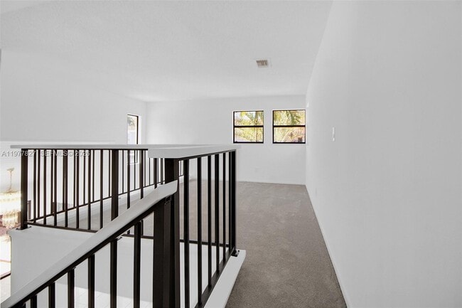 Building Photo - 10031 SW 147th Pl