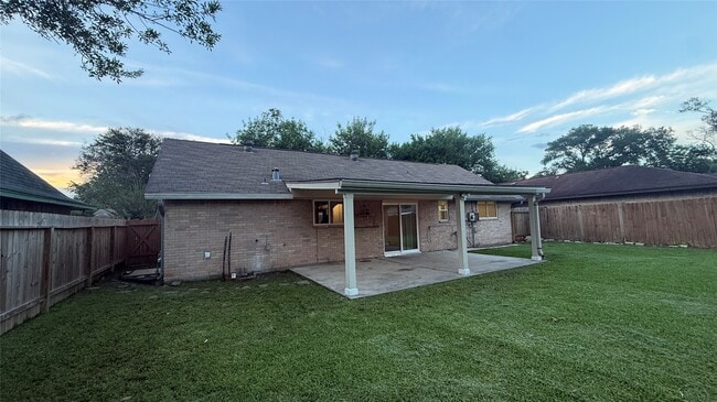 Building Photo - 7107 Sawmill Trail