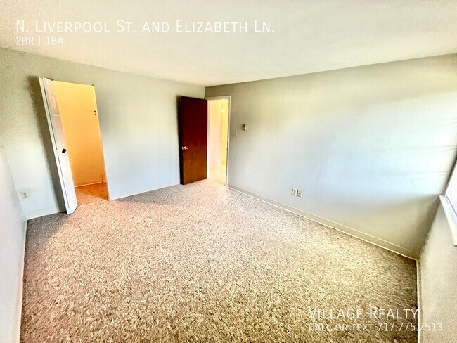 Building Photo - 75 N Liverpool St