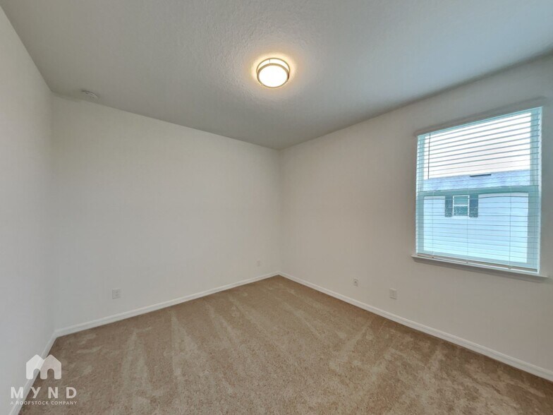 Building Photo - 762 Middleton St