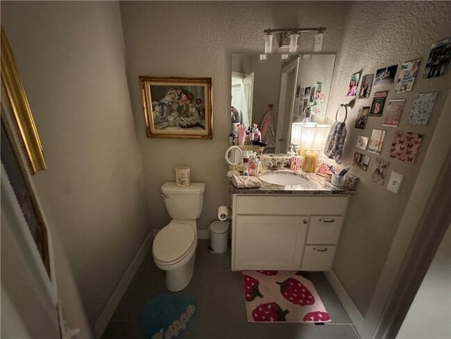 Building Photo - 1695 Nettleship St