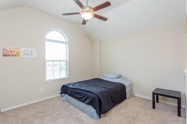 Building Photo - 3707 Cactus Field Ln